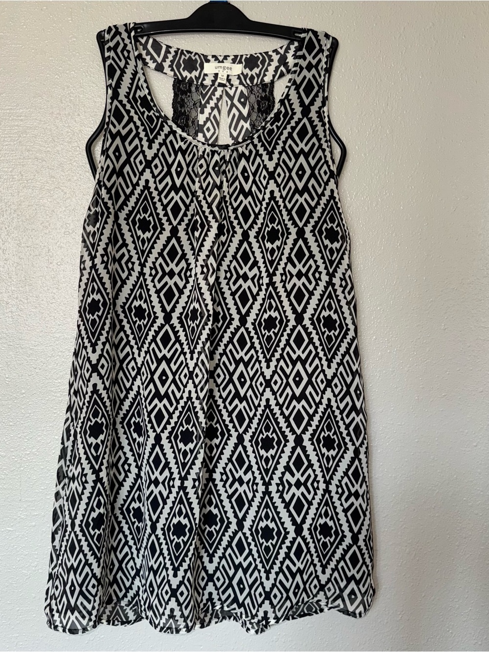 Umgee Black & White Geometric Sleeveless Mini Dress | Size Medium